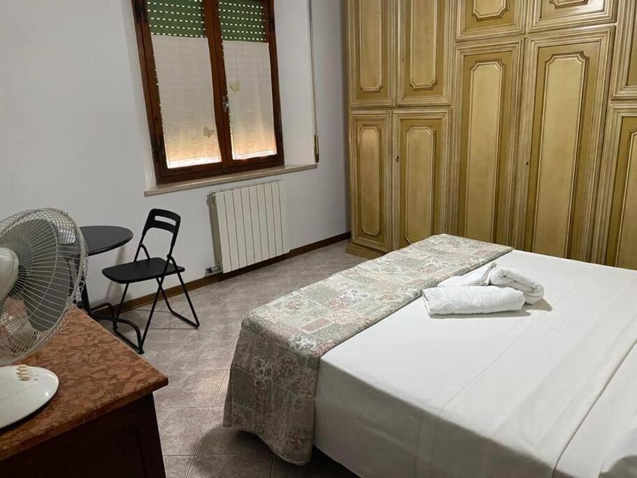 La Sosta - Intero Appartamento Ponte d'Arbia Bagian luar foto